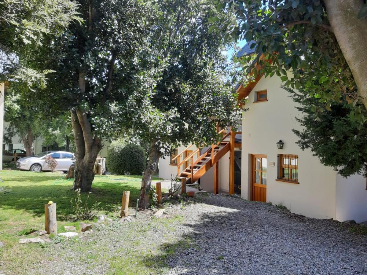Apart Hotel Bungalows El Viejo Cipres San Carlos de Bariloche Exterior photo